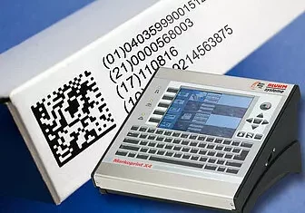 csm_Markoprint-X4JET-plus-Touch-mit-Druckbeispiel-Faltschachtel_a068806666